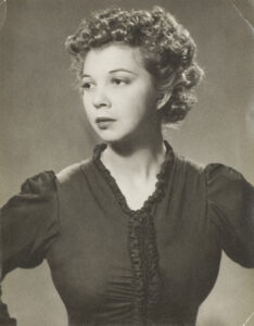 1 LeonorFini